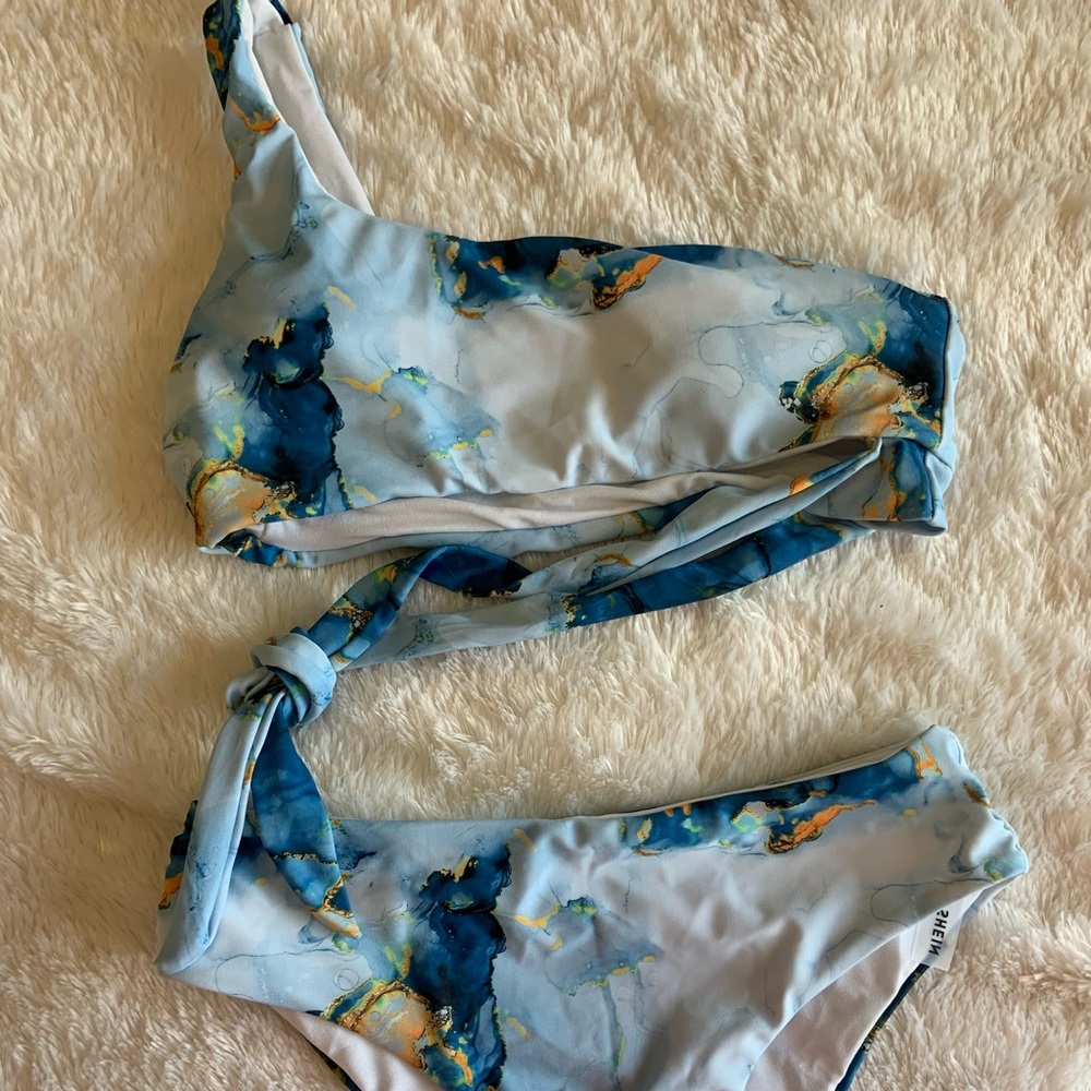 High waist one shoulder bikini